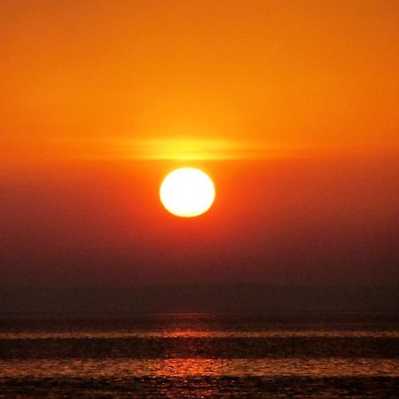 Beach-Dijkvilla Seaview Horizons 마쿰 객실 사진