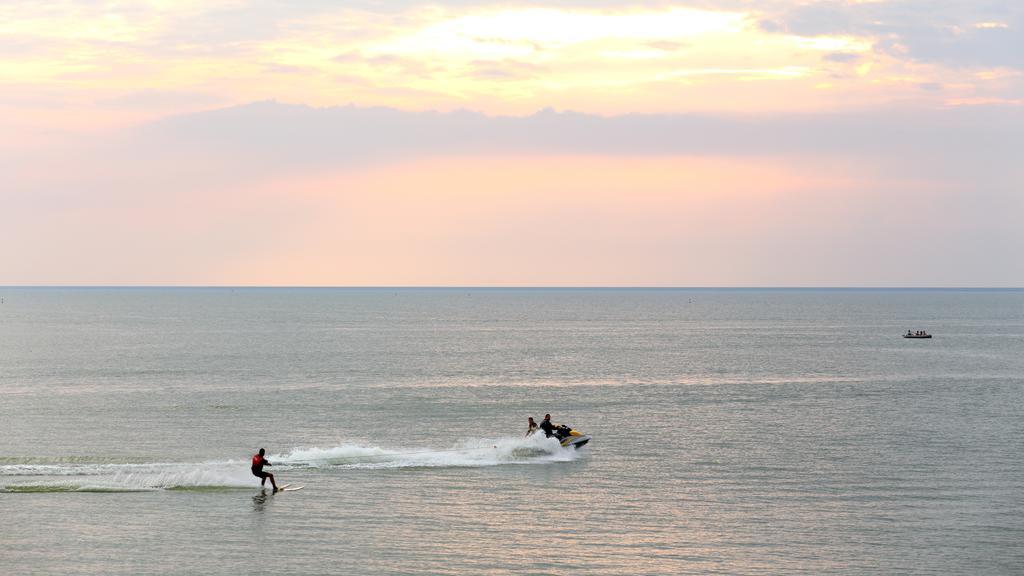 Beach-Dijkvilla Seaview Horizons 마쿰 객실 사진